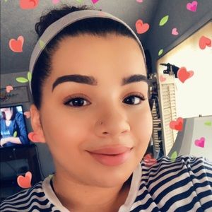 Meet your Posher, Phoebe